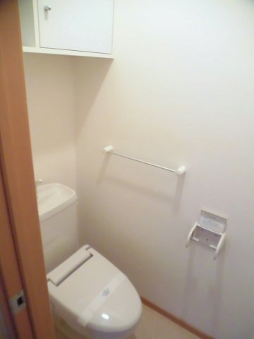 トイレ　コンパクトで使いやすいトイレです