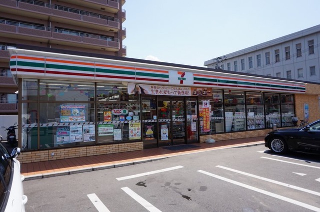 コンビニ　セブンイレブン 博多井相田2丁目店（コンビニ）まで502m