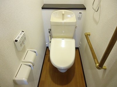 トイレ　シャワー付トイレ