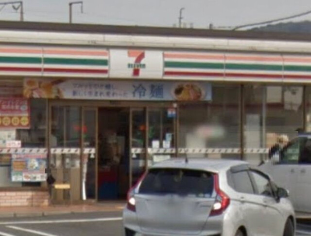 コンビニ　セブンイレブン島本高浜店（コンビニ）まで27m