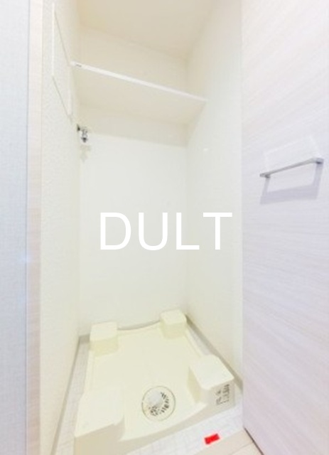 その他　室内洗濯機置き場です。