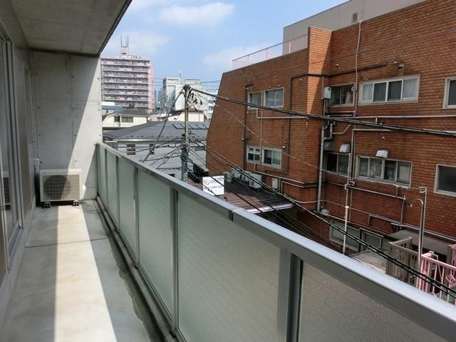 眺望　★南向きのバルコニー★
