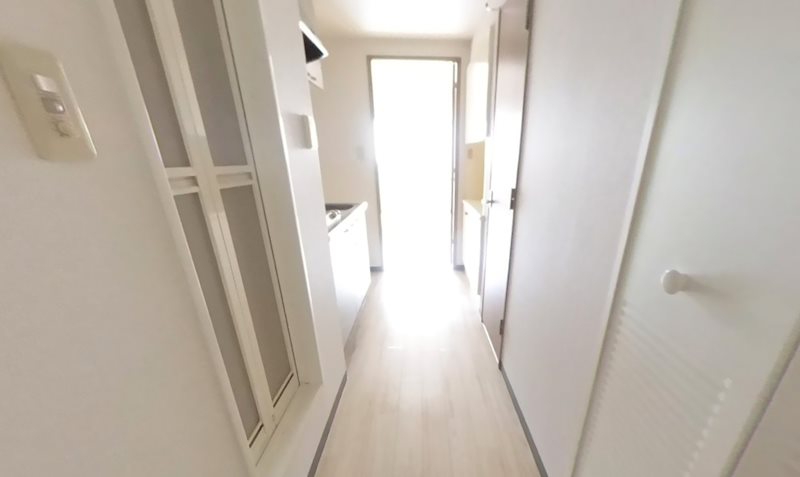 玄関　★見学予約受付中★