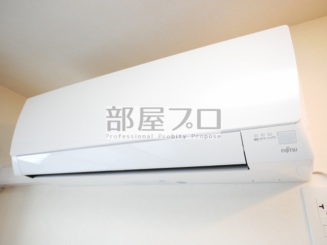 その他設備　夏も快適なエアコン付き