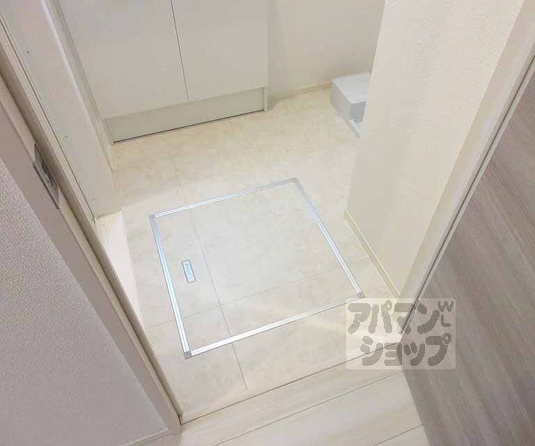 洗面設備　脱衣洗面所・