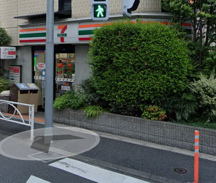 コンビニ　セブンイレブン 目黒柳通り店（コンビニ）まで556m