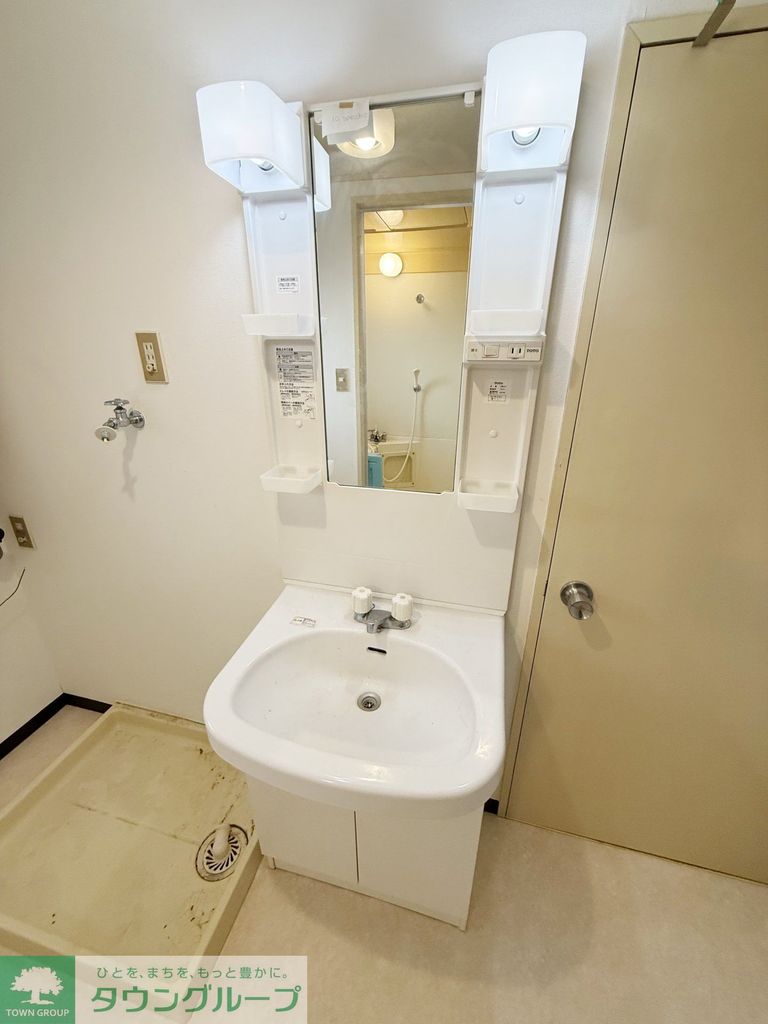 洗面設備　同物件別部屋写真