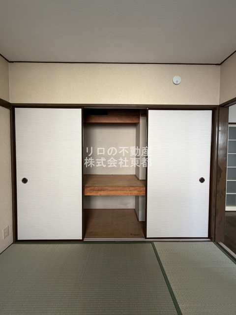 収納　奥行のある収納付です！増えがちな荷物をもスッキリ収納できます