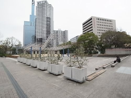 公園　憩の広場（公園）まで628m