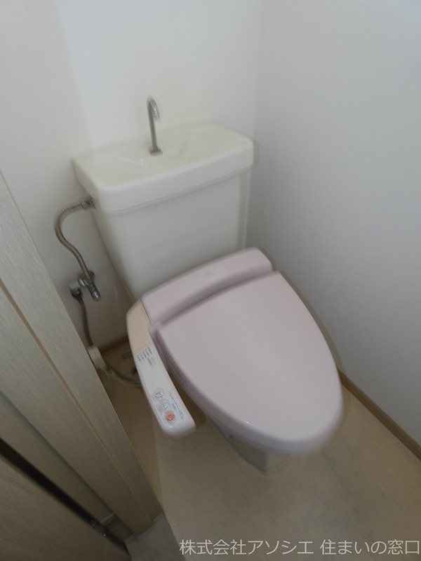 トイレ　ウォシュレット便座