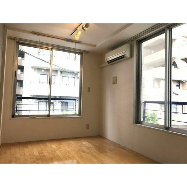居室・リビング　MODULOR茗荷谷　文京区小日向4