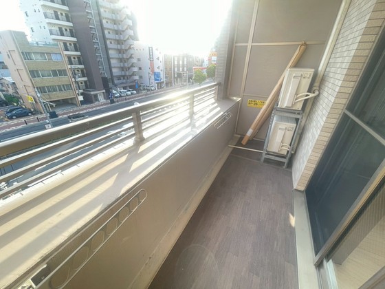 バルコニー　※別部屋の写真です