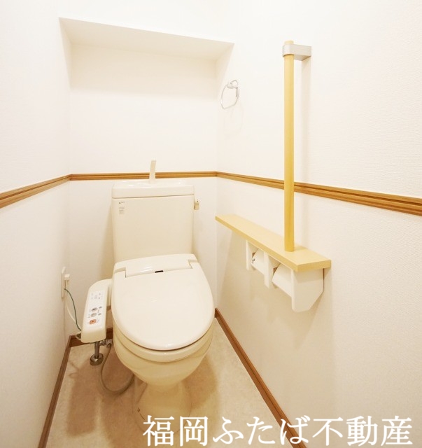 カラコレスIIIのトイレ写真