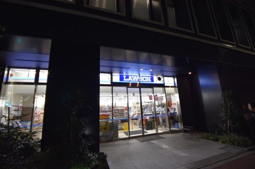 コンビニ　ローソン 赤坂九丁目店（コンビニ）まで476m