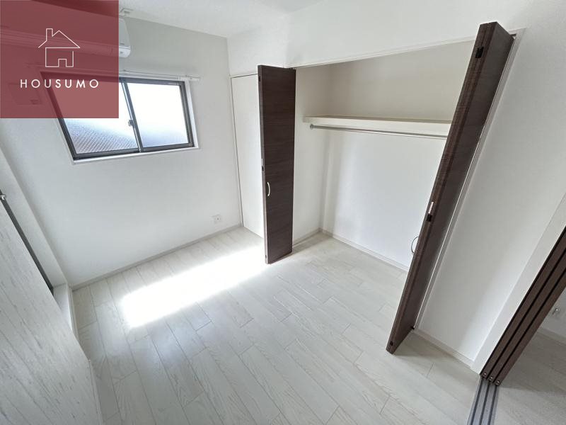 その他部屋・スペース　落ち着いて過ごせるお部屋なので、寝室にいかがでしょうか