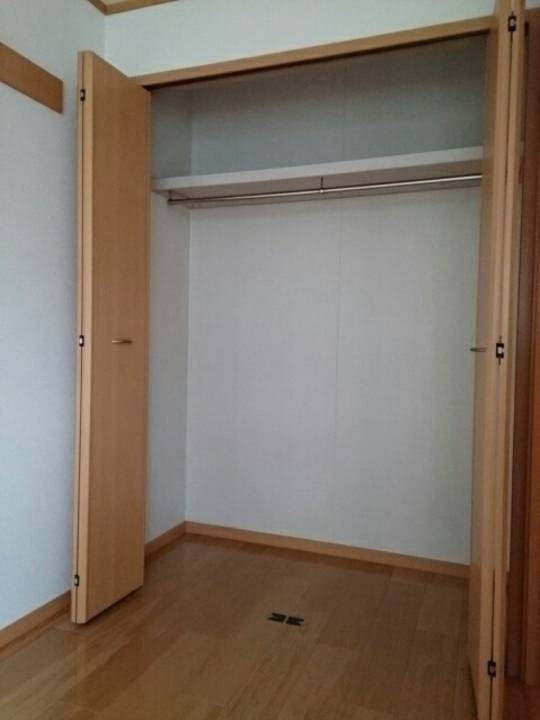 収納　クローゼット