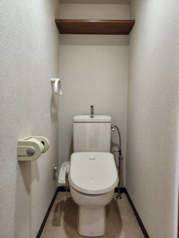 トイレ　ウォシュレット