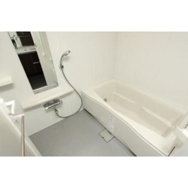 バス・シャワールーム　写真は同タイプ住居です。