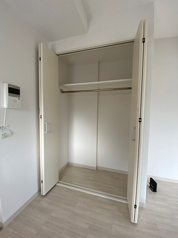 収納　違うお部屋の写真です。ご参考までに