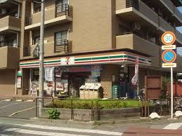 コンビニ　セブンイレブン日進駅西店（コンビニ）まで504m