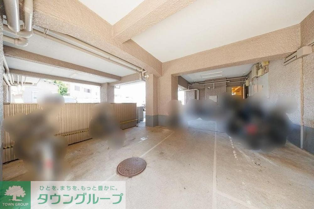 駐車場　駐車場