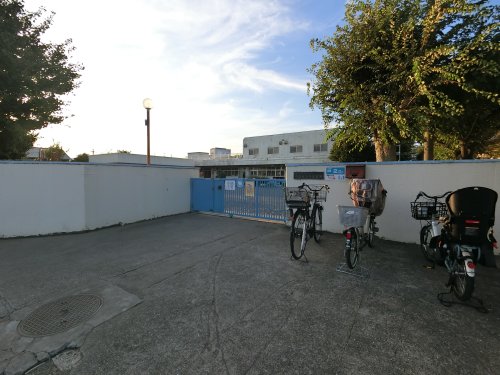 幼稚園・保育園　浜野保育所（幼稚園・保育園）まで682m