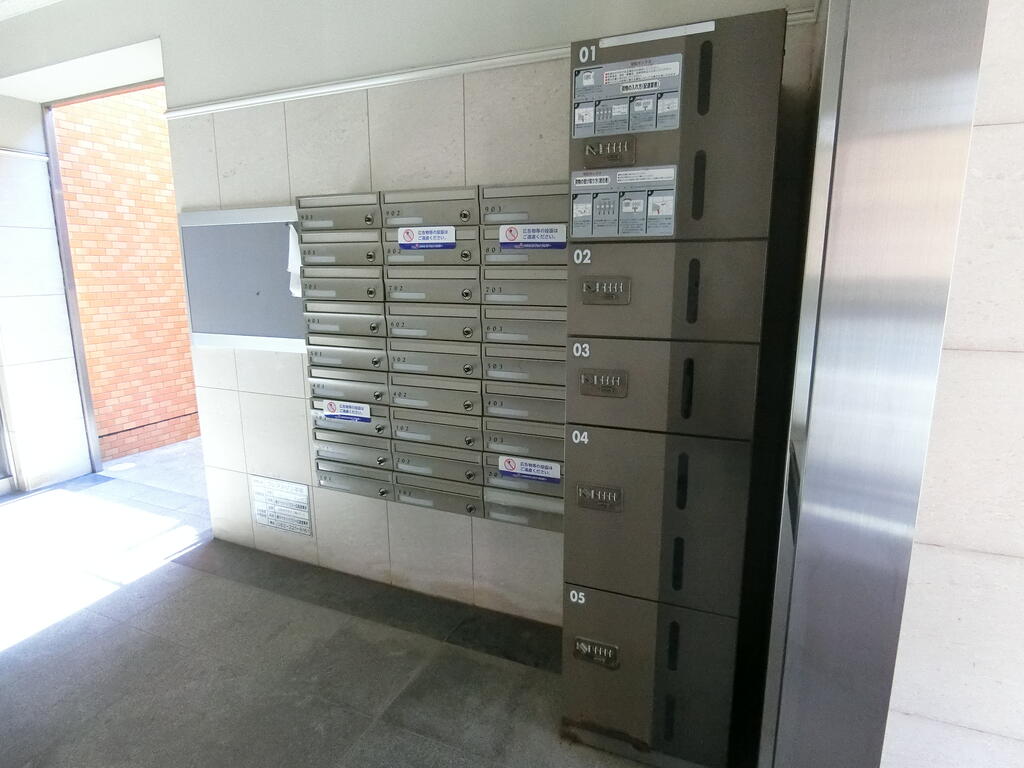 その他共有部分　不在時の荷物も楽々受取！再配達の手間も減らせる宅配BOX完備