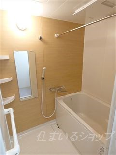 バス・シャワールーム　浴室暖房乾燥機あり