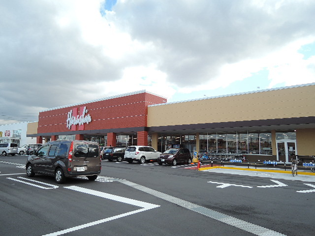 スーパー　原信女池店（スーパー）まで703m