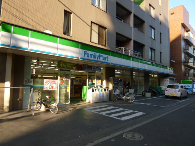 コンビニ　ファミリーマート野方一丁目店（コンビニ）まで202m