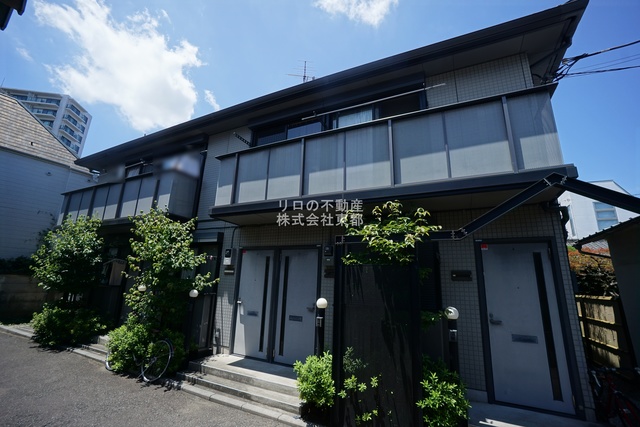 建物外観　周辺は閑静な住宅街ですので静かな住環境です！