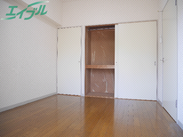 収納　同タイプ別部屋です。