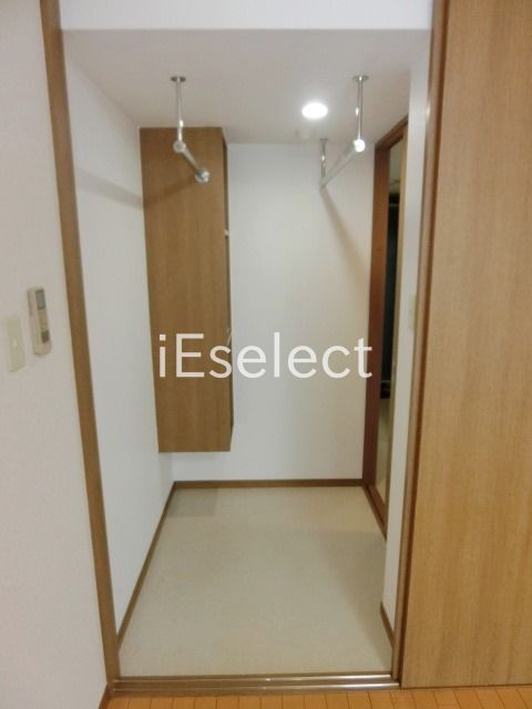 収納　ウォークインクローゼット