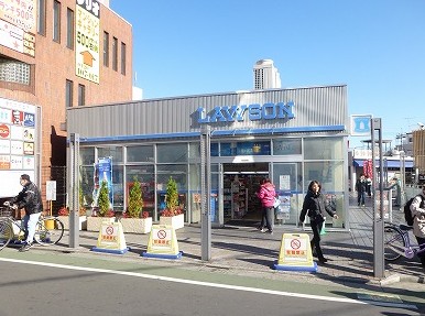 コンビニ　ローソン 東武練馬駅北口店（コンビニ）まで462m
