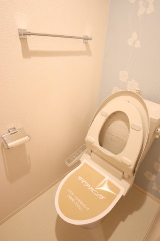 トイレ　イメージ写真・202号の写真