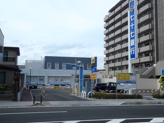 銀行　七十七銀行大学病院前支店（銀行）まで421m