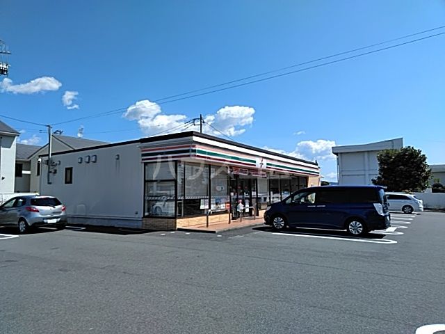 コンビニ　セブンイレブン 富士市本市場店（コンビニ）まで809m