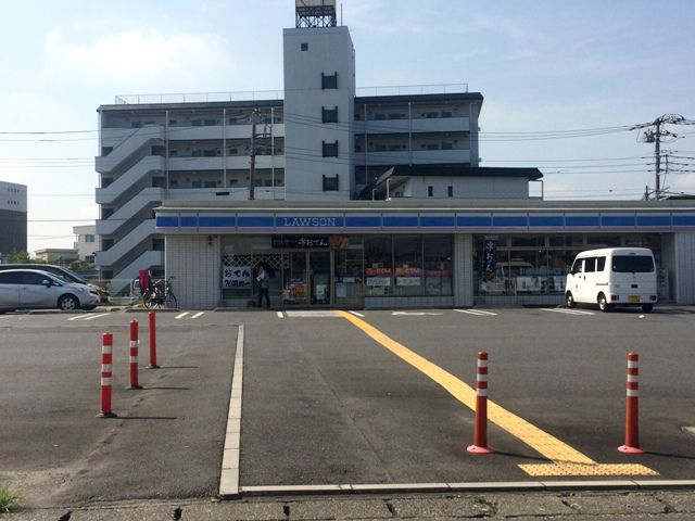 コンビニ　ローソン 草加谷塚仲町店（コンビニ）まで408m