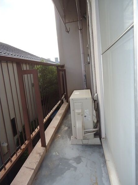 バルコニー　※写真は同じマンションの違う部屋のものになります。