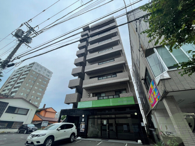 建物外観　札幌市中央区北４条西「ドエル円山」