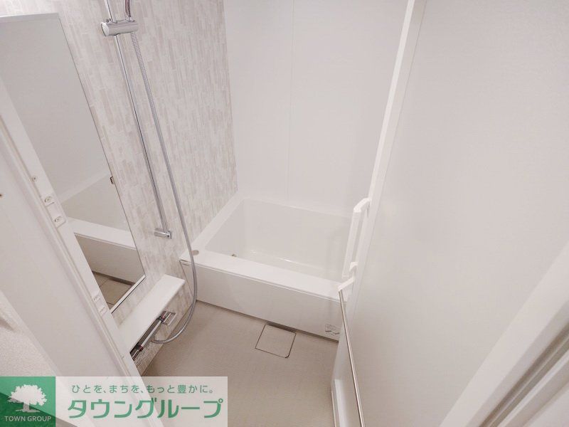 バス・シャワールーム　※写真は同じタイプの住戸です。