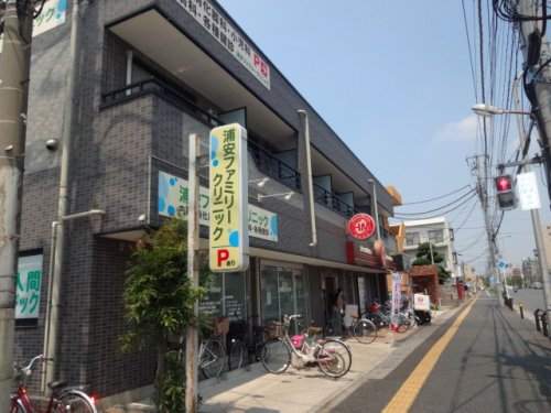 病院　浦安ファミリークリニック（病院）まで528m