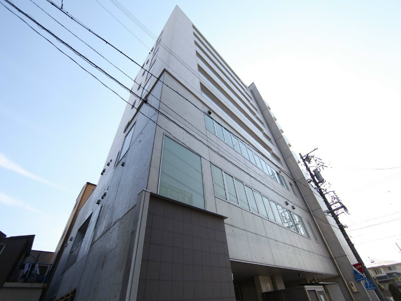 建物外観　外観　オートロック付  防犯カメラ付