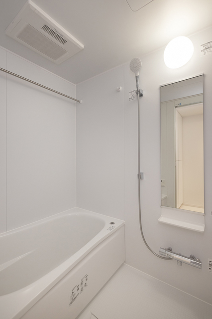 バス・シャワールーム　※写真は同タイプ住戸です。
