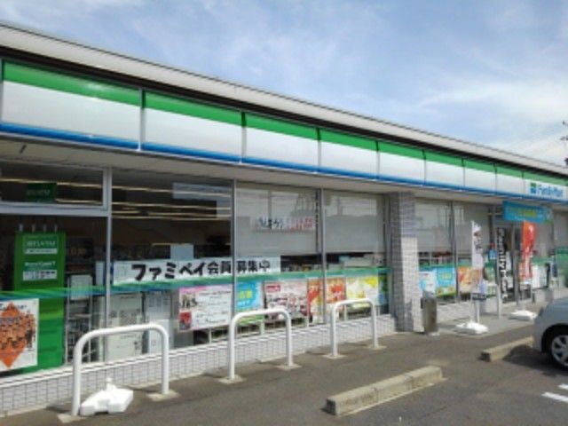 コンビニ　ファミリーマート長野松岡店（コンビニ）まで240m