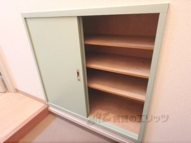 収納　下駄箱