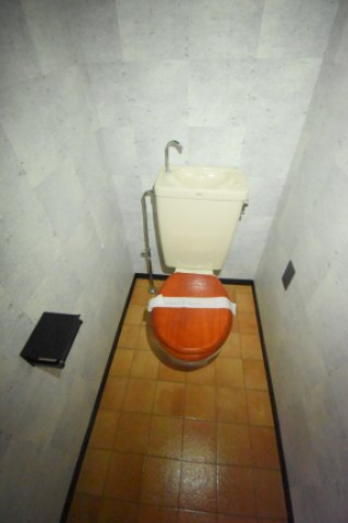 トイレ　※他の室内写真になります