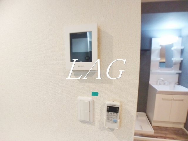 セキュリティ　モニター付きインターフォンです。