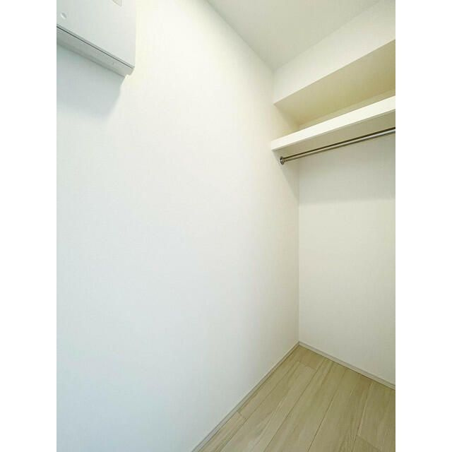 収納　■ウォークインクローゼット