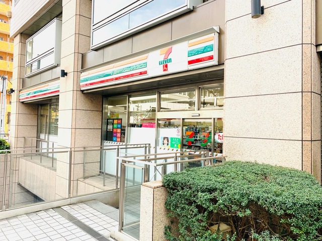 コンビニ　セブンイレブン 外神田2丁目妻恋坂店（コンビニ）まで435m